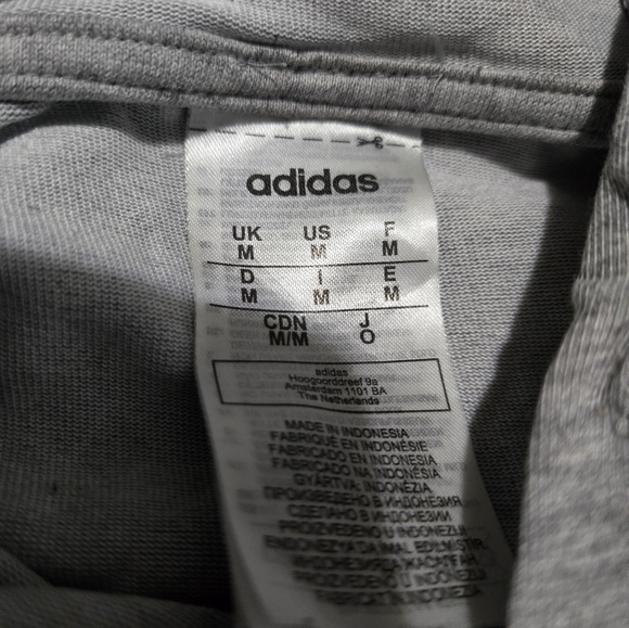 Medium Adidas Men's Heather Gray Hooded Pullover. - Picture 8 of 9